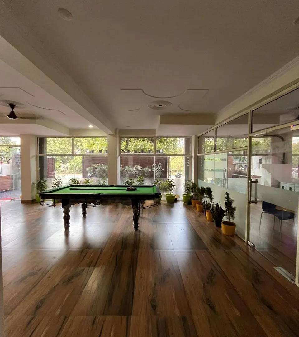 Luvi Casa Hotel Gurgaon Indien